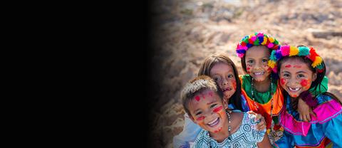 Children hugging each other